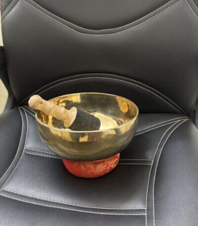 The-Yogis-handmade-Sinnging-Bowl-8inch-brass-